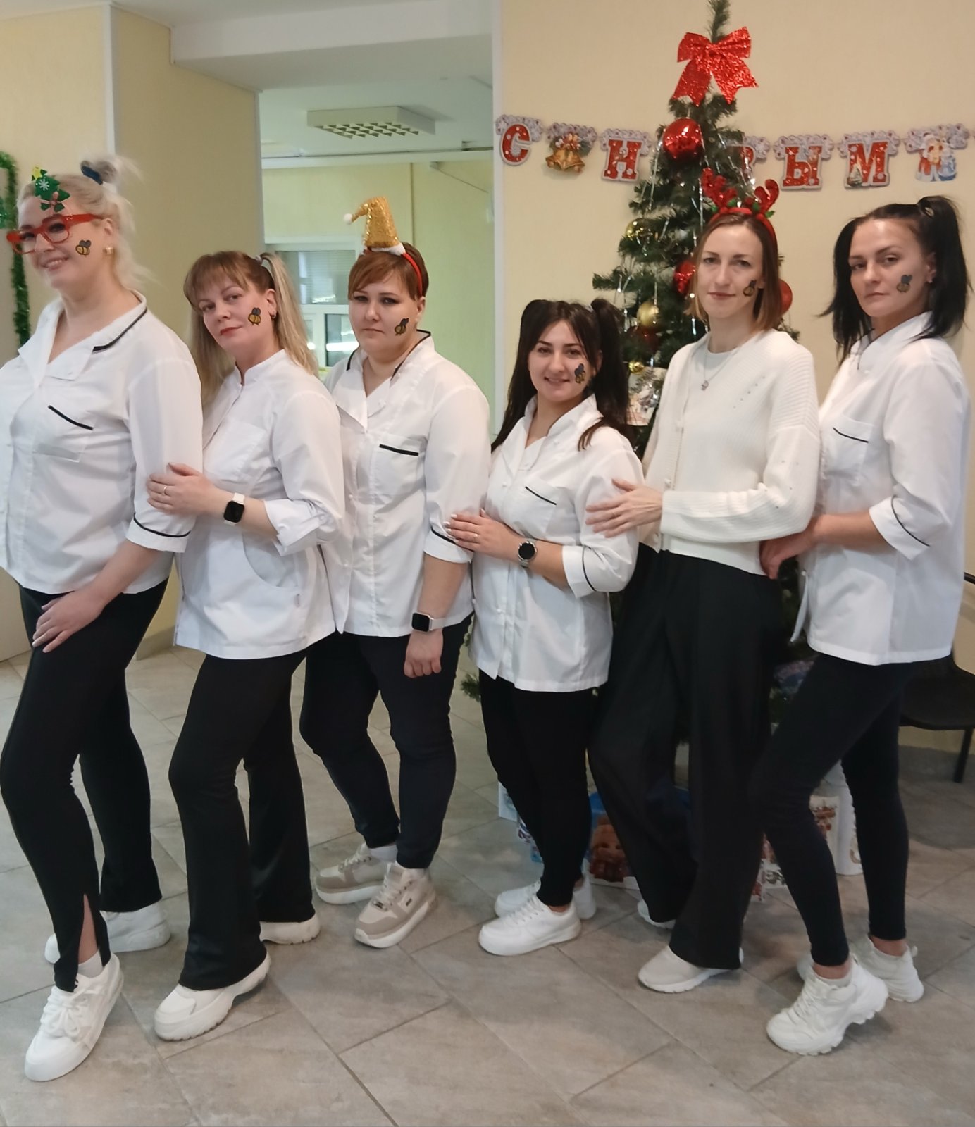 В санатории «Машиностроитель» состоялся смотр-конкурс новогодних украшений отделов