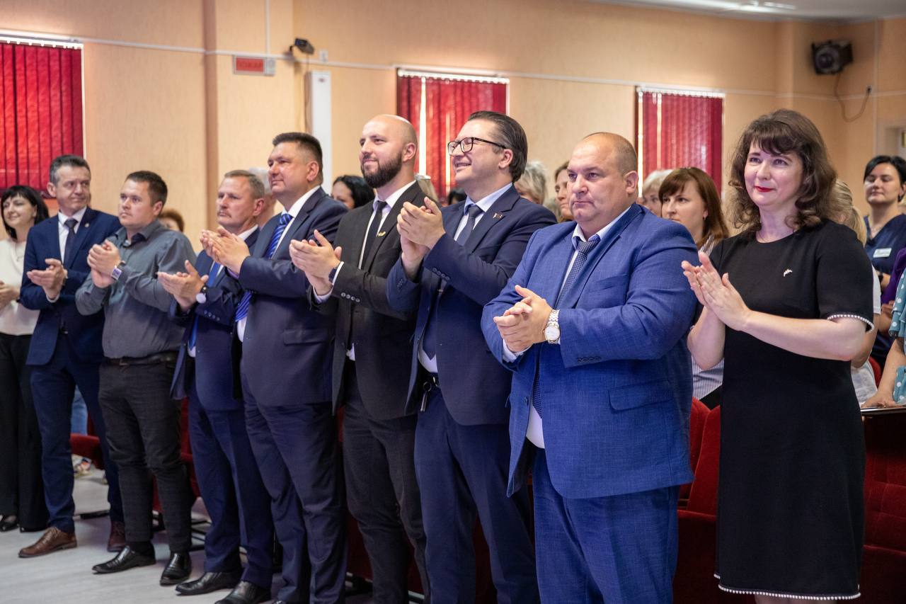 Торжественное чествование сотрудников заводской здравницы, посвященное Дню медицинского работника
